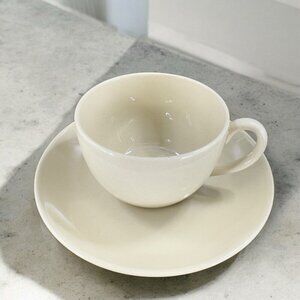 Wedgwood of Etruria Barlaston Queens Shape Tea Cup And Saucer Porcelain Set VTG